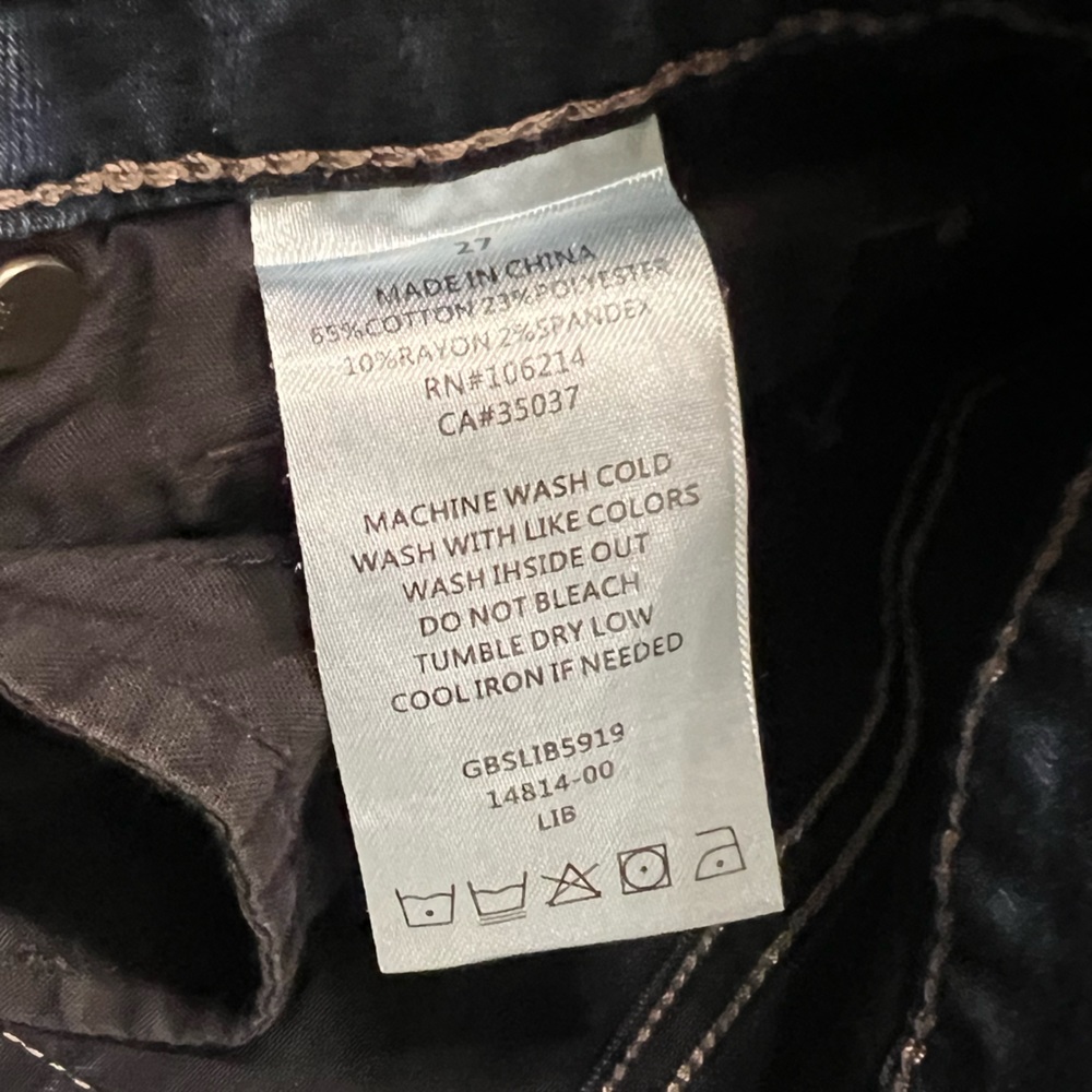 Joe’s Jeans - Picture 2 of 3